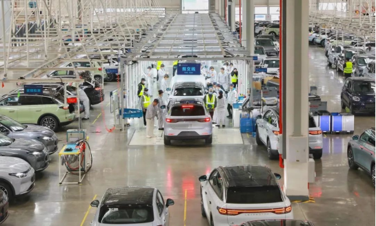 显“韧劲”铆“冲劲”蓄“后劲”——金华开发区一季度经济运行见闻